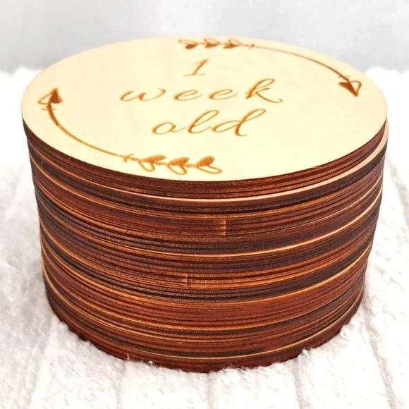 Source Unknown Other - Monthly Baby Milestone Signs – Wooden Newborn Photo Props for 0-12 Months